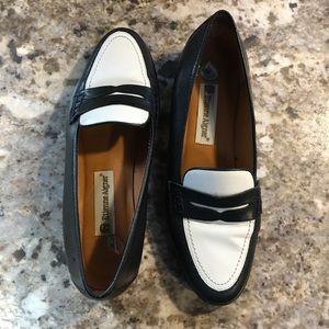 Etienne Aigner michele black&white leather loafers